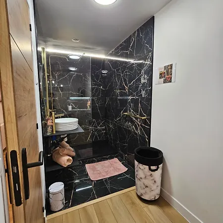 Appartement Oasis Detente Love Room Avec Spa Balneo Privatif 20 Min De Lille Bassee Esterno foto